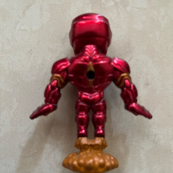 Jada Metal Figs Iron Man Action Figure - Red and Gold - Picture 2 of 2